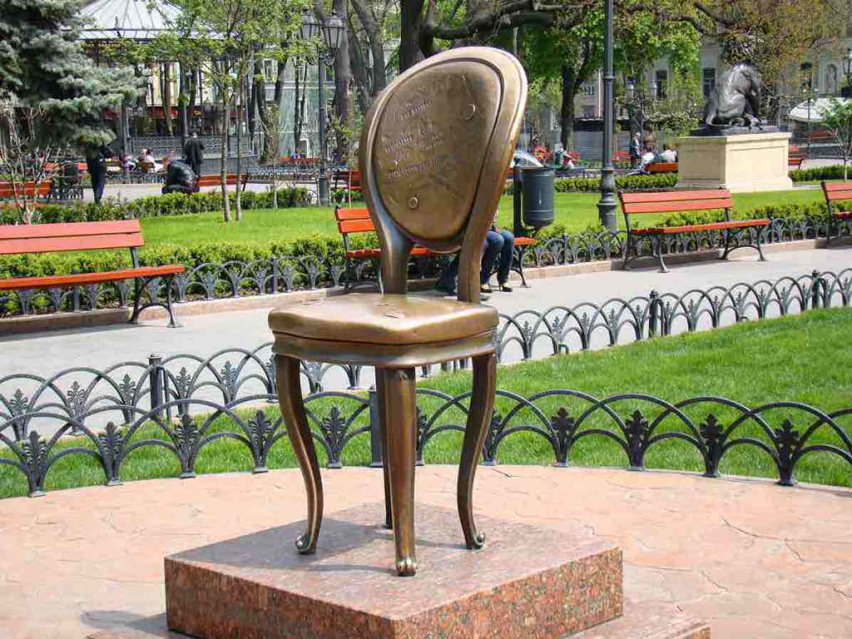 The-12th-Chair-Monument-Odessa-by-Tanya.K.Flickr