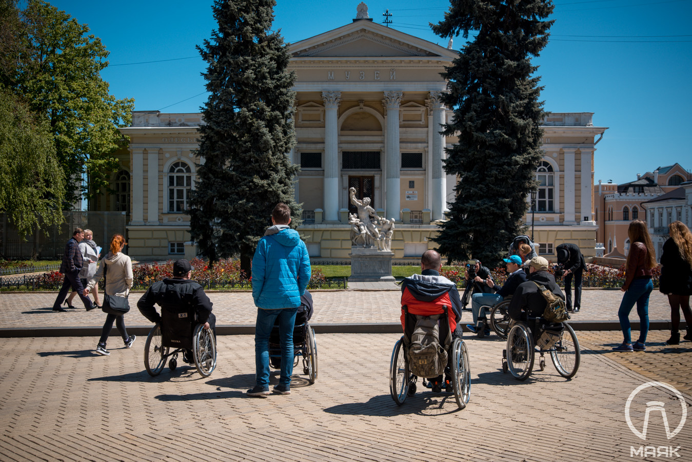 Инвалиды колясочники Тудо-сюдой (10)