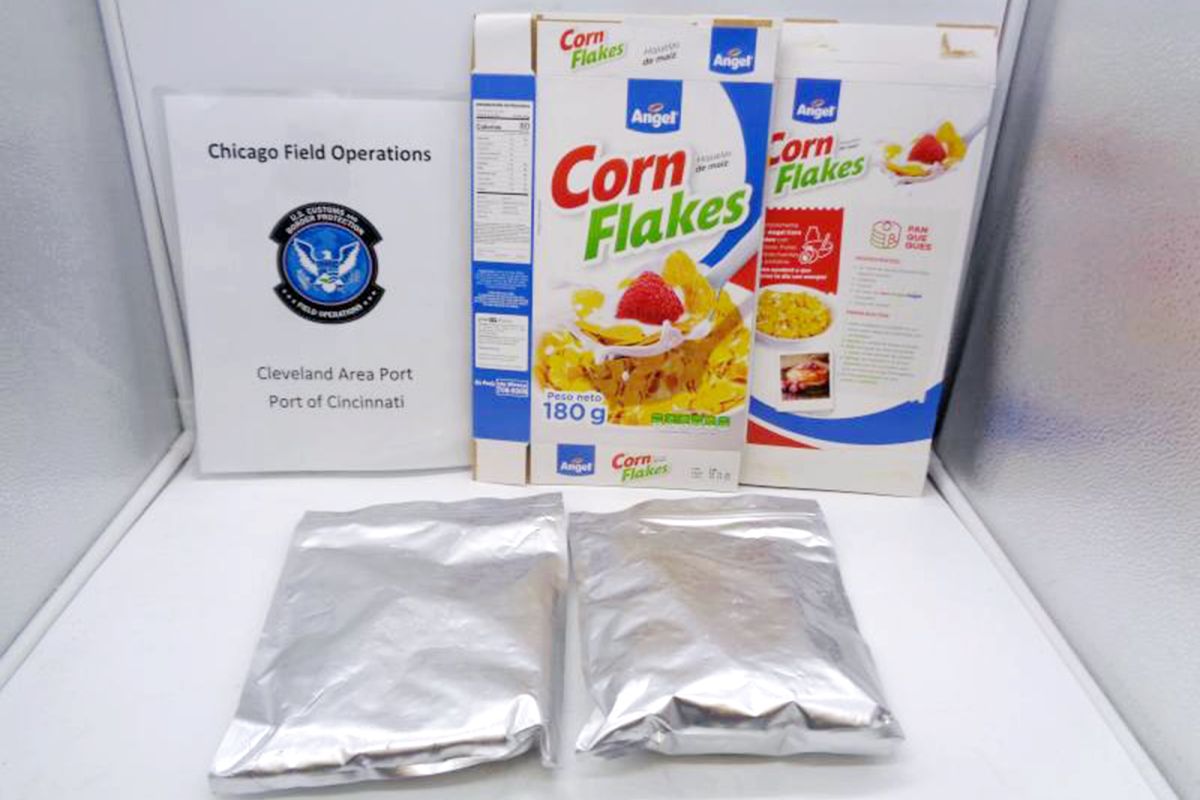 В США контрабандисты пытались выдать кокаин за сахарную пудру в кукурузных хлопьях