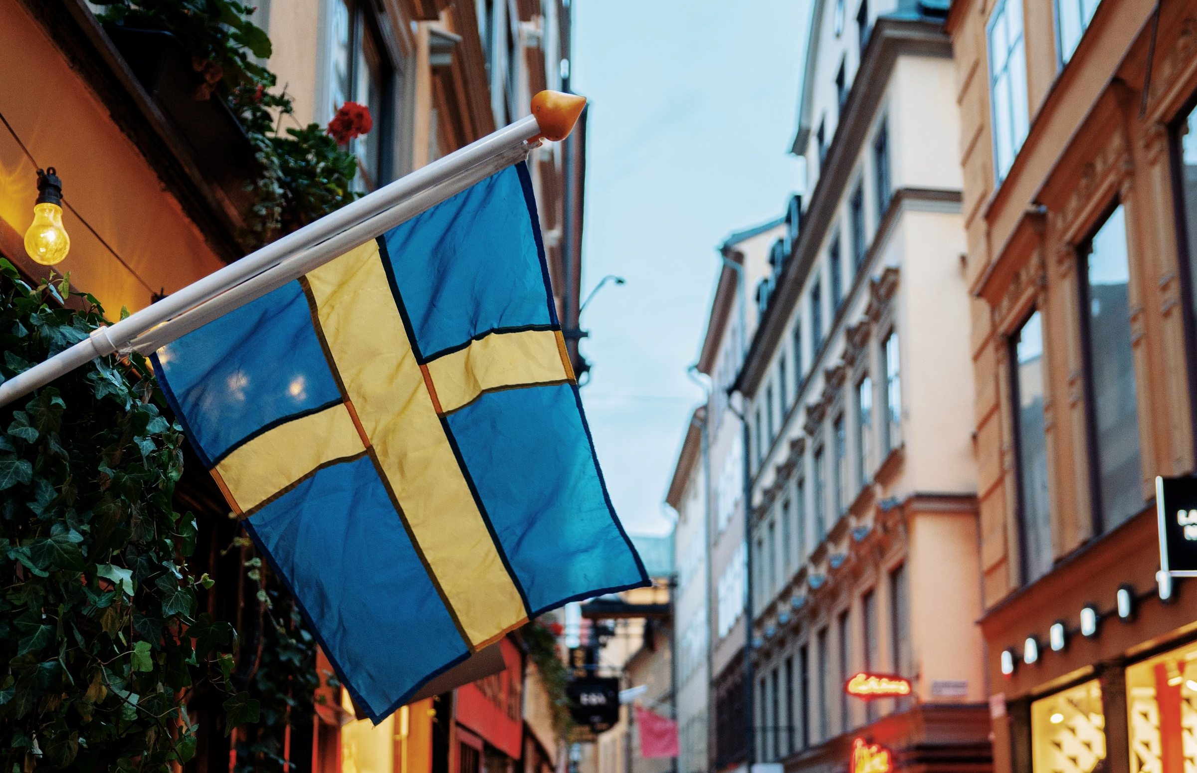 Швеция снимает почти все карантинные ограничения