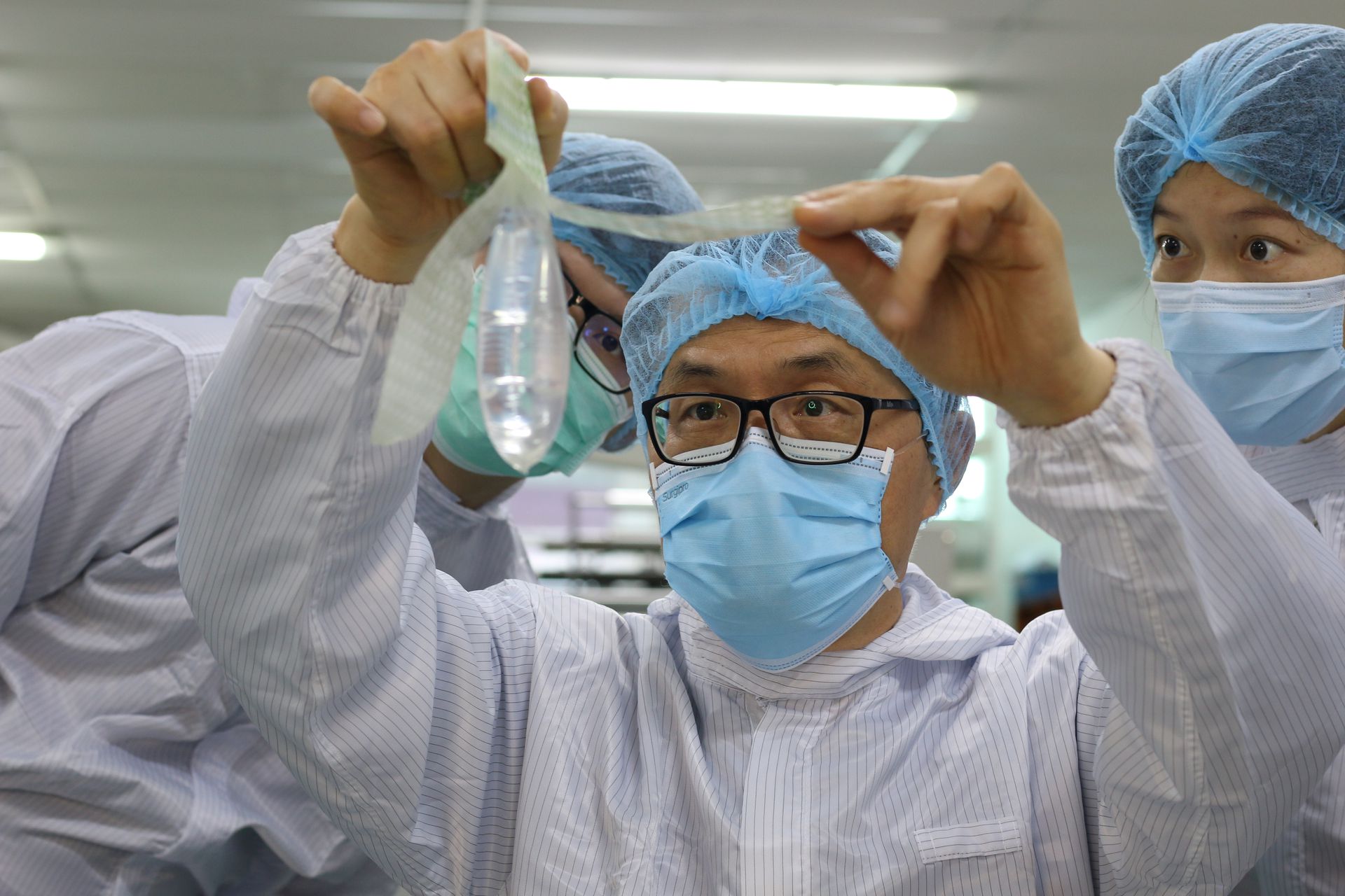 Малайзийский гинеколог создал первый в мире унисекс-презерватив. Зачем?