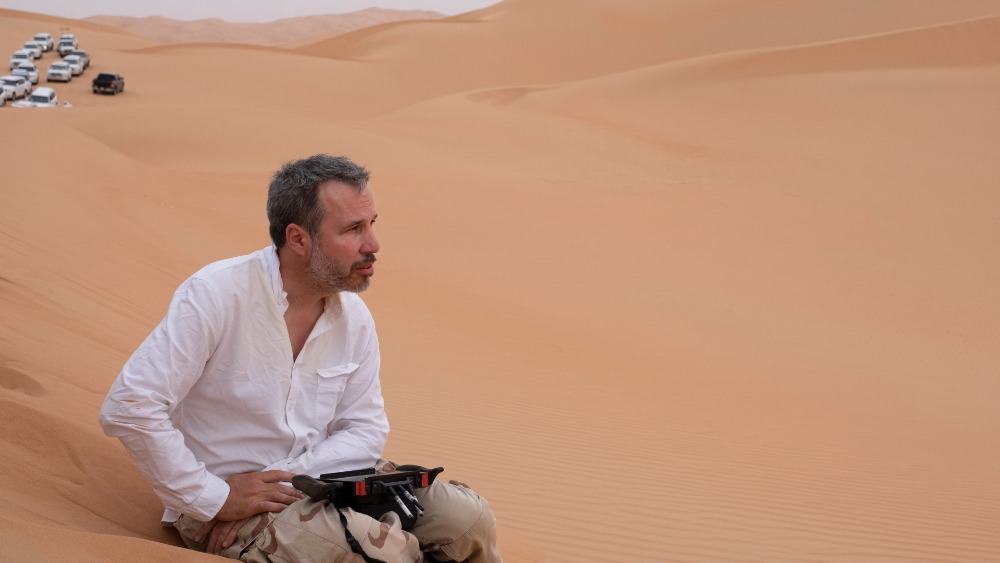 В новой экранизации «Дюны» режиссер Дени Вильнев снимал Арракис в Иордании и Абу-Даби. 