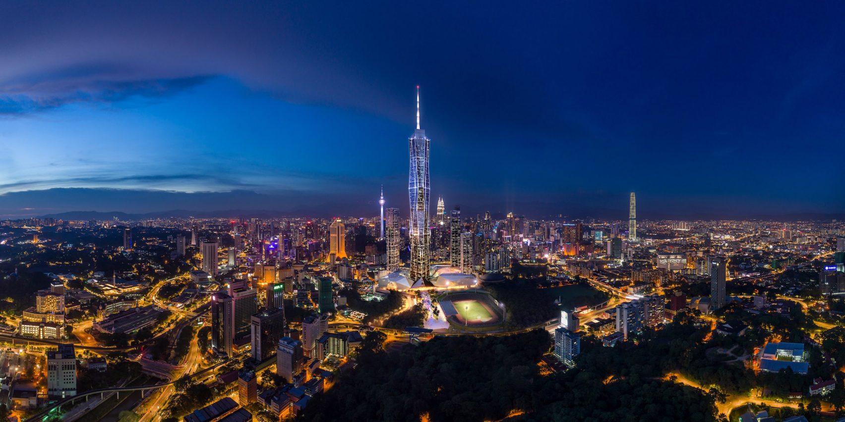 В Малайзии построили второй по высоте небоскреб в мире