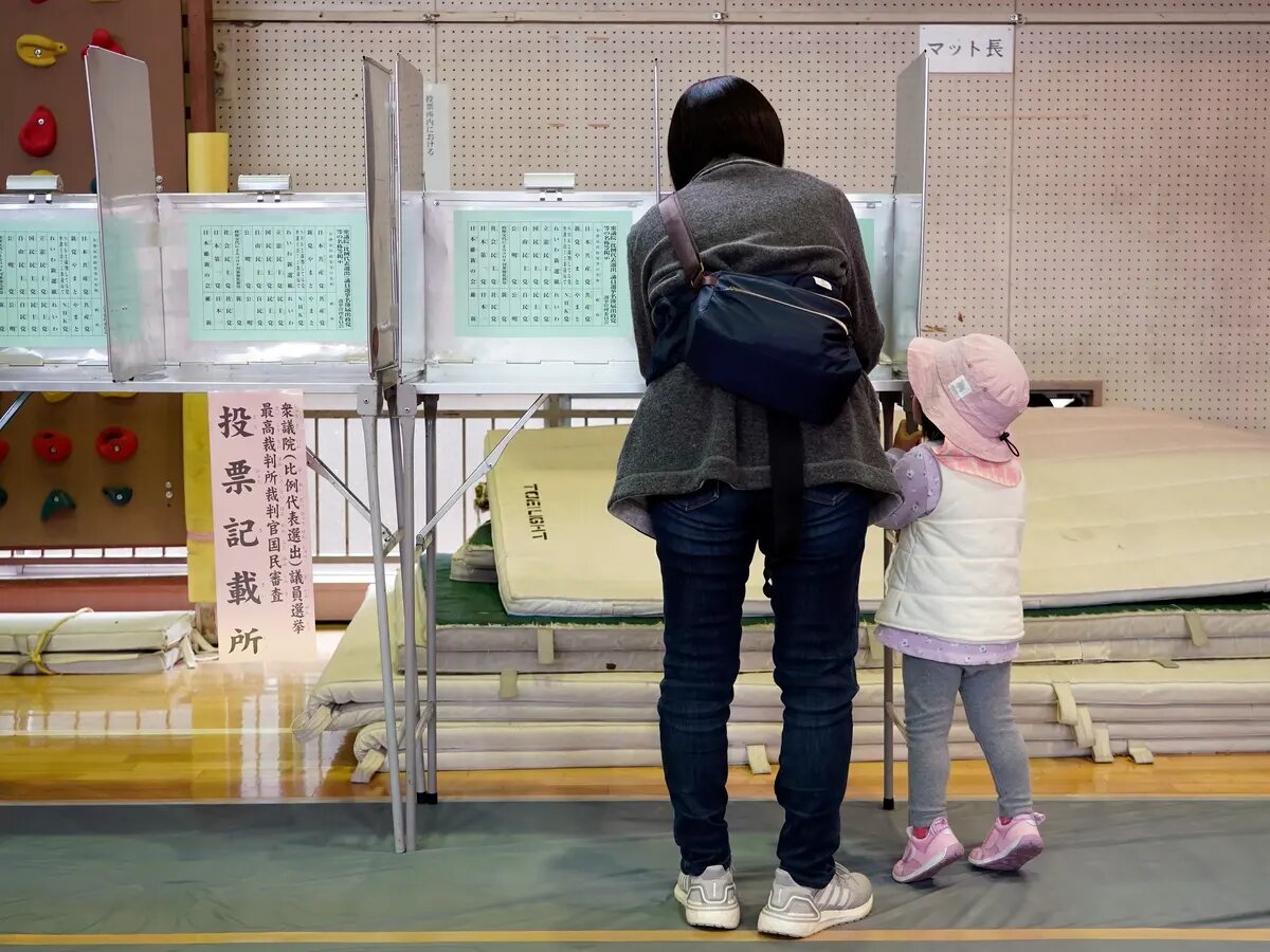 В Японії дозволили дитині залишатися з мамою після розлучення